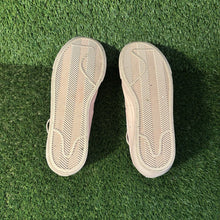 Load image into Gallery viewer, Size 8 - Nike Blazer Platform Low Atmosphere Women’s