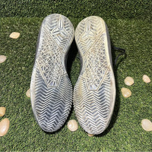 Load image into Gallery viewer, Kids Size 6Y - Kobe Black/Red Mantality 2 Sneakers 705387-010 Crimson