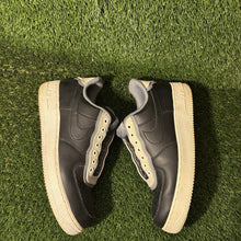 Load image into Gallery viewer, Size 8 - Nike Air Force 1 '07 LV8 Low Black Pure Platinum