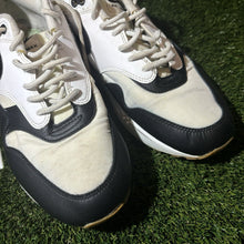 Load image into Gallery viewer, Size 10 - Nike Air Max 1 White Black Gum