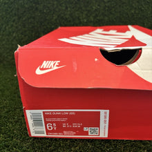 Load image into Gallery viewer, Size 6.5Y- Kids Dunk Low Hyper Cobalt GS. CW1590 001