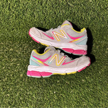 Load image into Gallery viewer, Kids New Balance PK888GR2 Active Shoe SZ 10.5 In Grey/ Multi Z
