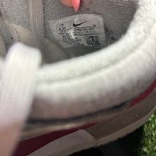 Load image into Gallery viewer, Size 4.5 - Kids Nike Dunk SE High Athletic Club - Light Smoke Grey Gym Red