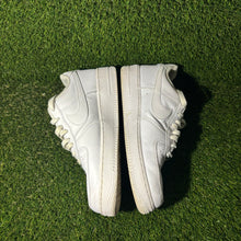 Load image into Gallery viewer, Size 9.5 - Nike Air Force 1 '07 Low Triple White