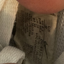 Load image into Gallery viewer, Size 9 - Nike Air Force 1 Low White 2018 DD8959-100 Womens