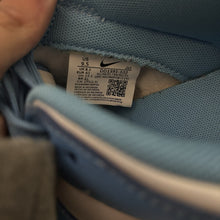 Load image into Gallery viewer, Size 9.5 - Nike Dunk Low University Blue