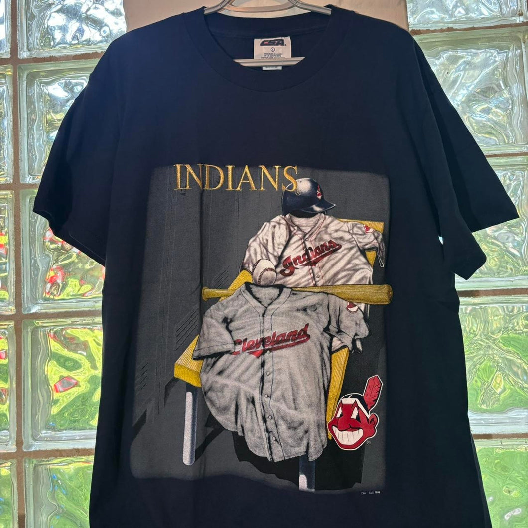 Cleveland indians shirt 1998 vtg Tee