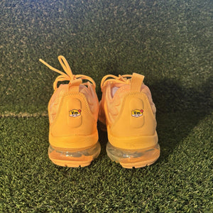 Size 8.5 - Nike Air VaporMax Plus Yolk Women’s