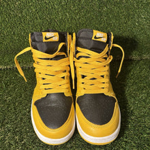 Load image into Gallery viewer, Size 7Y- Kids Jordan 1 Retro OG High Pollen
