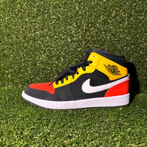 Size 9.5 - Air Jordan 1 SE Mid Amarillo