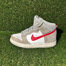 Load image into Gallery viewer, Size 4.5 - Kids Nike Dunk SE High Athletic Club - Light Smoke Grey Gym Red
