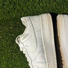 Load image into Gallery viewer, Size 7 - Nike Air Force 1 &#39;07 White Women’s
