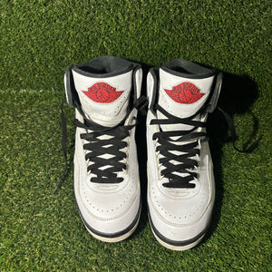 Size 10 - Jordan 2 Retro Mid Chicago