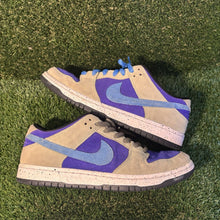 Load image into Gallery viewer, Size 9.5 - Nike Dunk SB Low ACG Celadon
