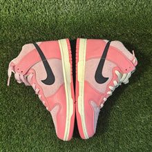 Load image into Gallery viewer, Size 8 - Nike Dunk High Hoops Women’s
