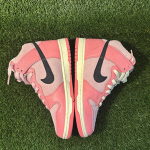 Size 8 - Nike Dunk High Hoops Women’s