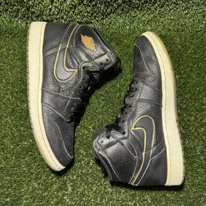 Size 7  (GS) - Kids Jordan 1 Retro OG High Black Metallic Gold