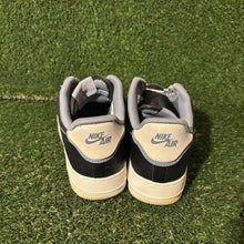 Load image into Gallery viewer, Size 8 - Nike Air Force 1 &#39;07 LV8 Low Black Pure Platinum
