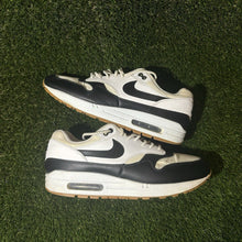 Load image into Gallery viewer, Size 10 - Nike Air Max 1 White Black Gum
