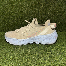 Load image into Gallery viewer, Size 14 - Nike Space Hippie 04 Be True

