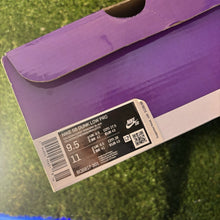 Load image into Gallery viewer, Size 9.5 - Nike Dunk SB Low ACG Celadon
