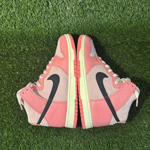 Size 8 - Nike Dunk High Hoops Women’s