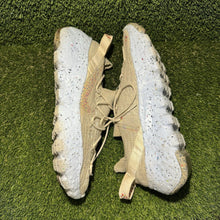 Load image into Gallery viewer, Size 14 - Nike Space Hippie 04 Be True
