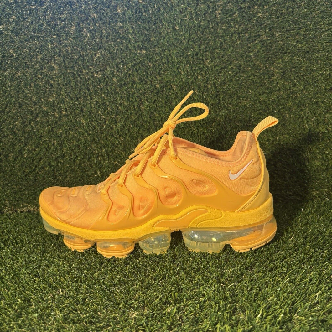 Size 8.5 - Nike Air VaporMax Plus Yolk Women’s